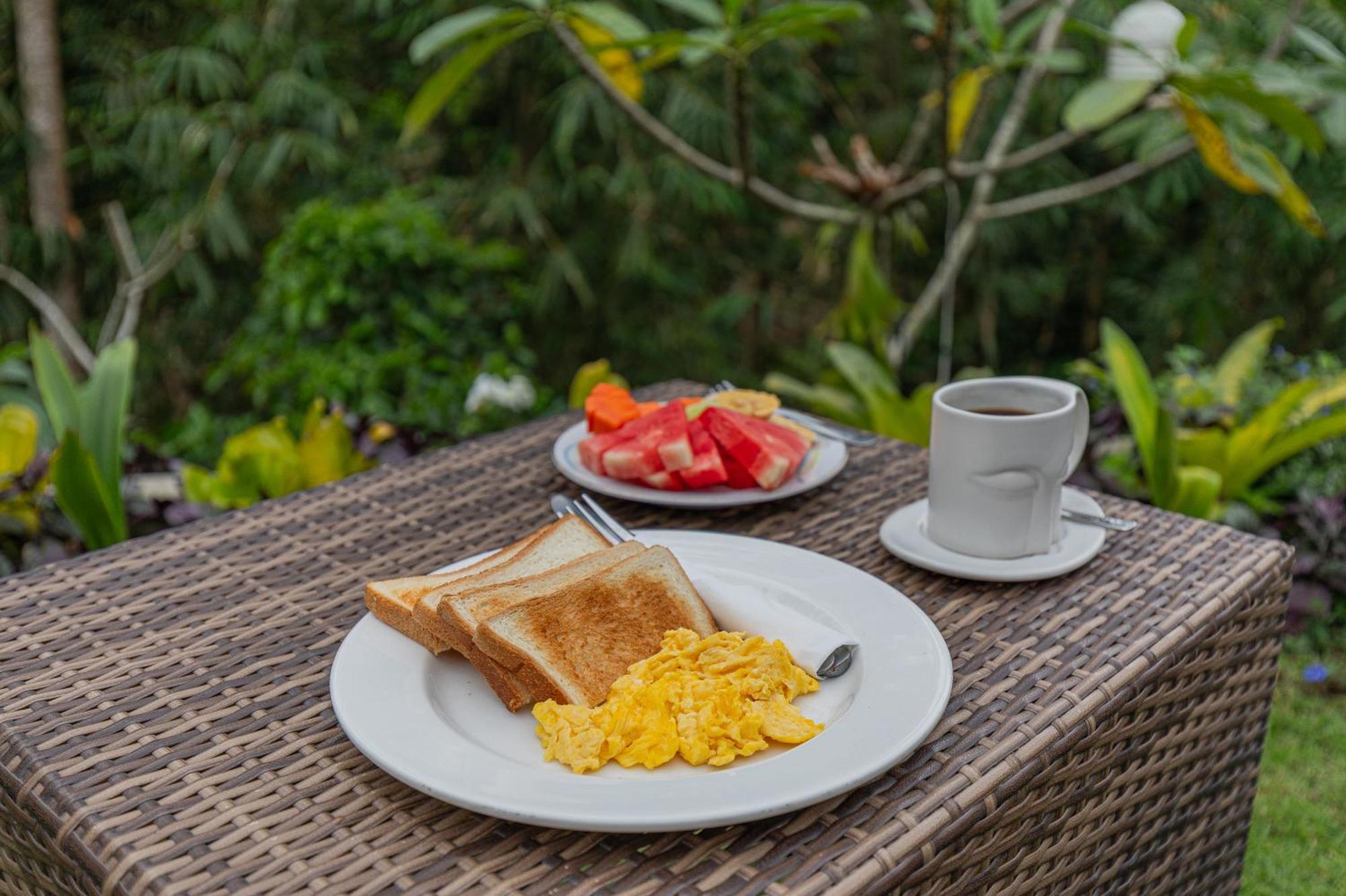 Campuhan Guesthouse Selemadeg 外观 照片